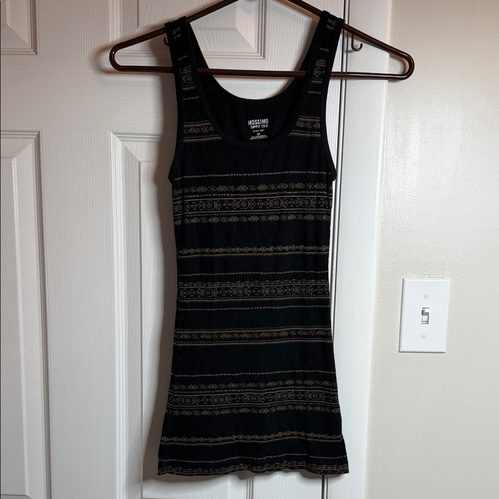 Mossimo Supply Co. Black Tank Top with Tan Pattern
